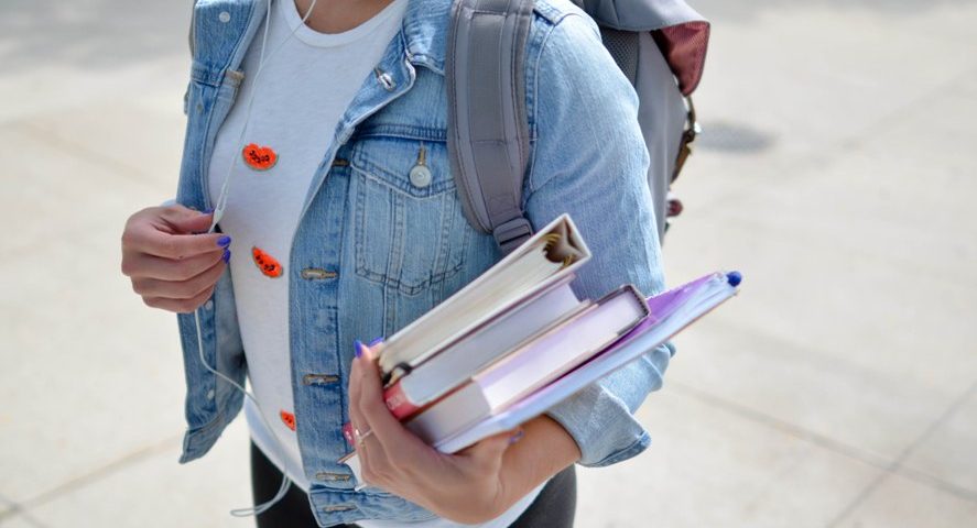 Organiser les dépenses pour la rentrée scolaire - Unsplash